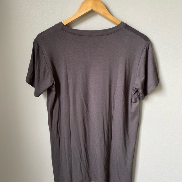 Vintage Graphic Tee - Picture 4 of 7